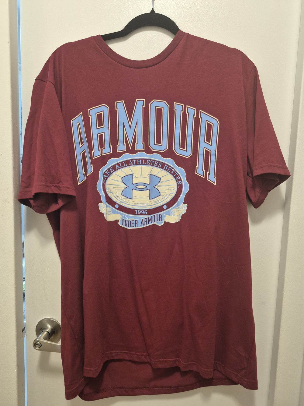 Under Armour Maroon Short Sleeve Graphic Logo Tee